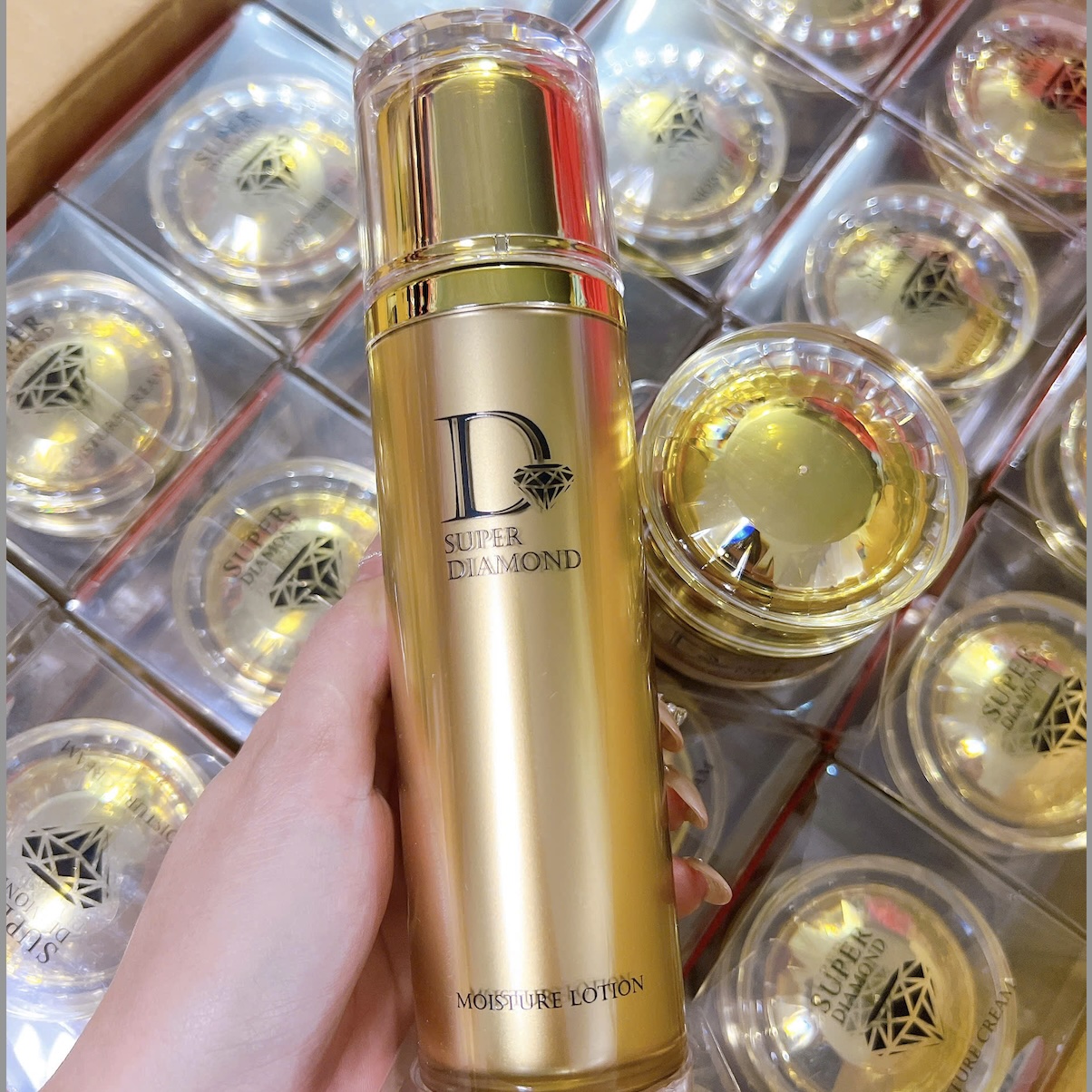 Lotion Cấp Ẩm Sáng Da Super Diamond