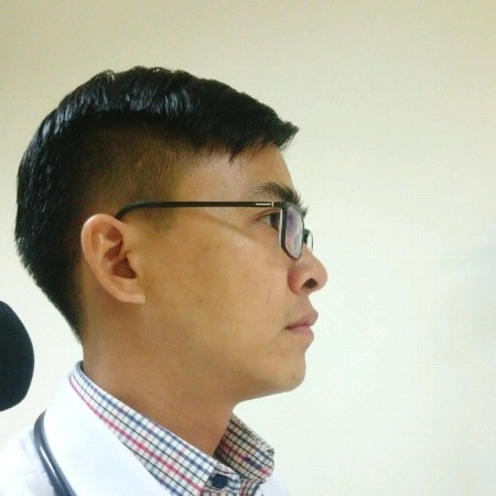 Ths.Bs. Nguyễn Hữu Ho&agrave;ng